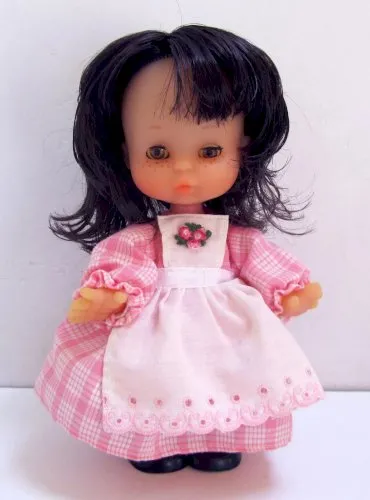 Poupée Famosa 23 cm vintage