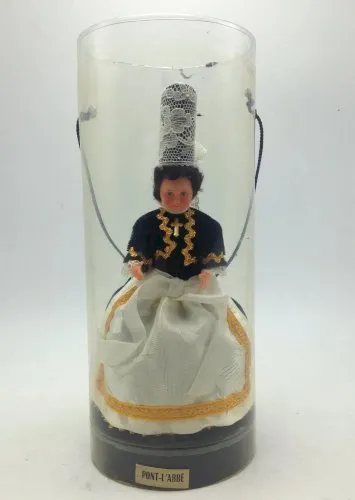 poupée folklorique ancienne Pont-L'Abbé Pont Labbe boite