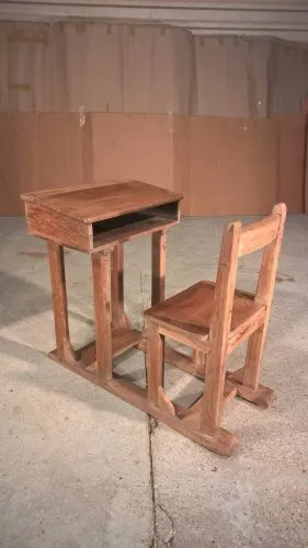 Pupitre ancien en teck birman