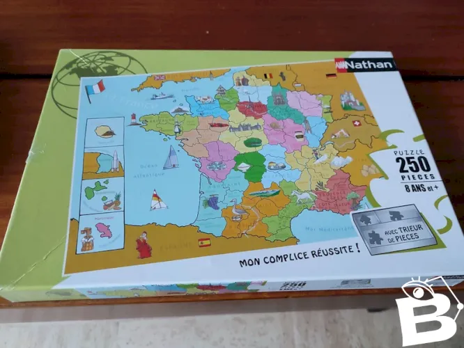 Puzzle carte de France 250 pièces marque Nathan