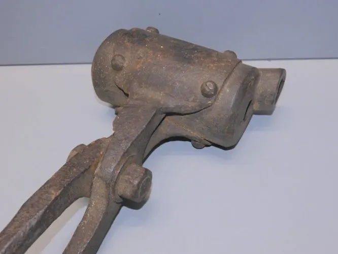 -RARE MOULE ANCIEN POUR CREMONE GUIDE DE FENETRES FER Forgé & FONTE COLLECTION D