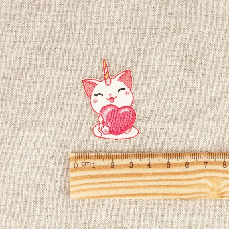 S ecusson chat licorne - Coeur