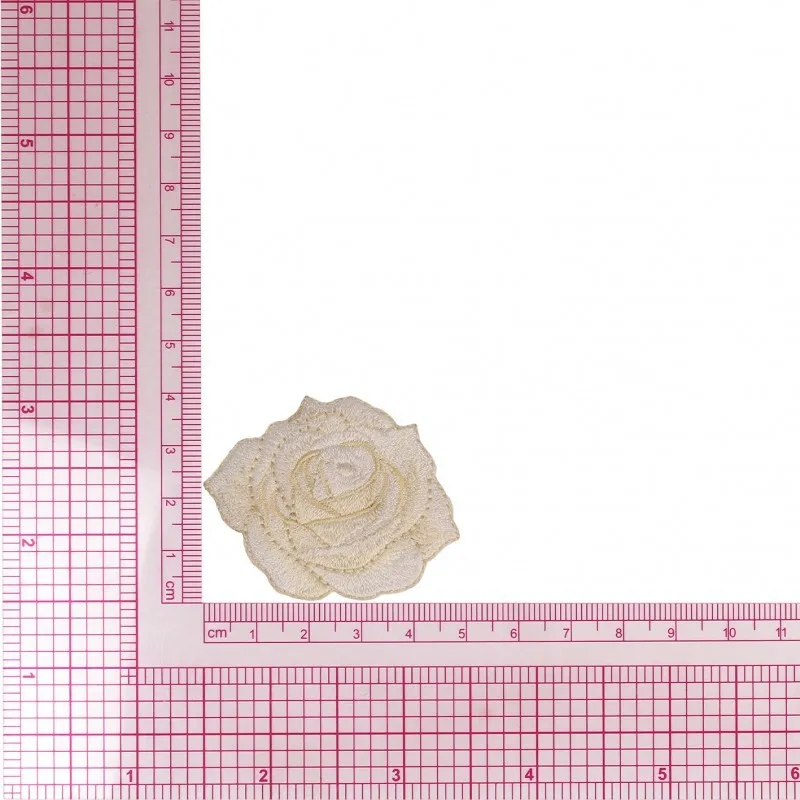 S ecusson rose - Blanc