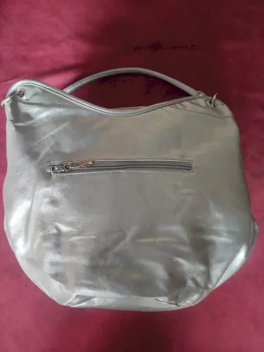 Sac à main argenté