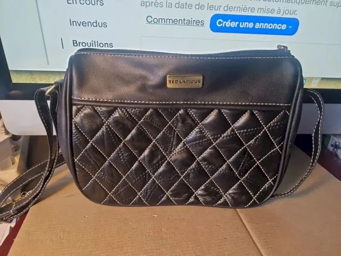 Sac à main besace vintage " TED LAPIDUS " mat