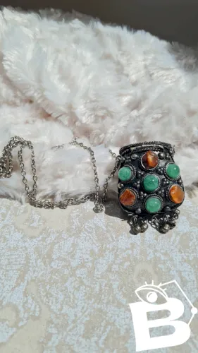 sac à main Sajai vintage en métal pierres semi précieuses