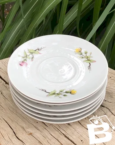 Soucoupes Mobil vintage en porcelaine Winterling