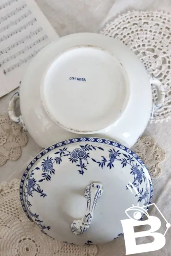 Soupière antique - Rare porcelaine de Dresde