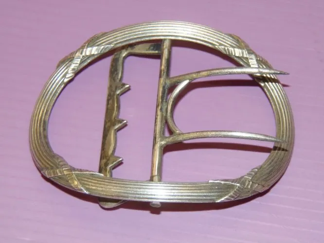 -SUPERBE BOUCLE de CEINTURE en METAL Argenté Style LOUIS XVI Rubans croisés déco