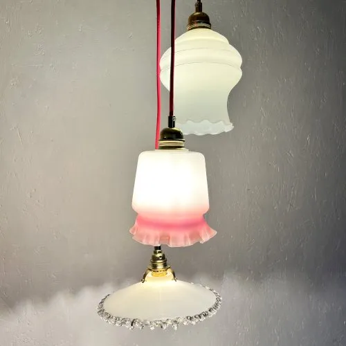 suspension en cascade de 3 globes opaline