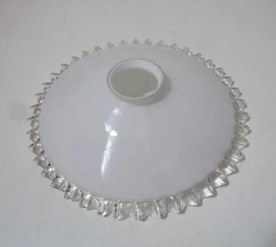 Suspension Luminaire en verre opaline blanc Vintage