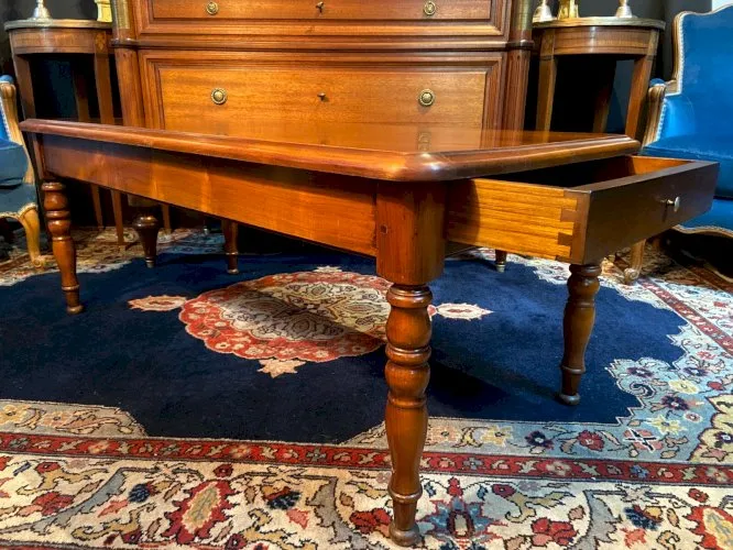 Table basse de salon en merisier massif à 2 tiroirs style Louis-Philippe