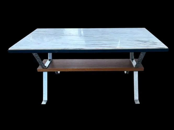 table basse en marbre et chrome