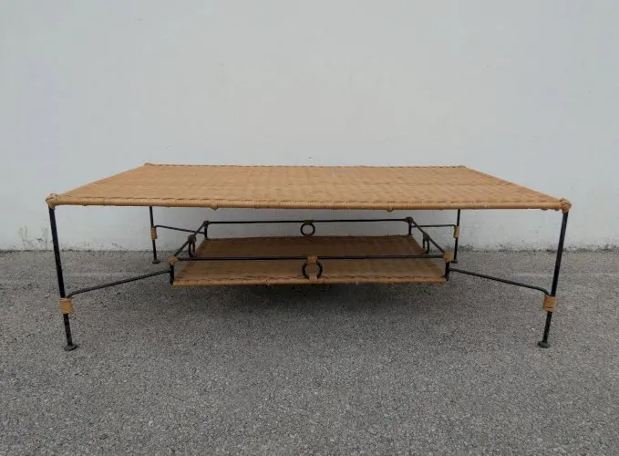 table basse vintage en rotin et métal