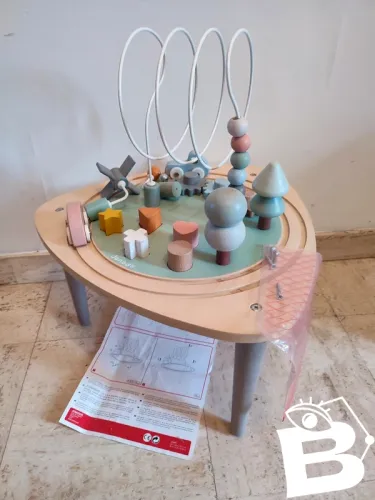 Table dactivite en bois janod en bon etat