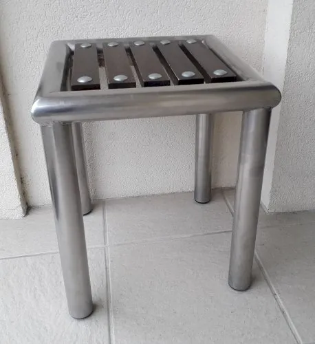 Table d'appoint bout de canapé