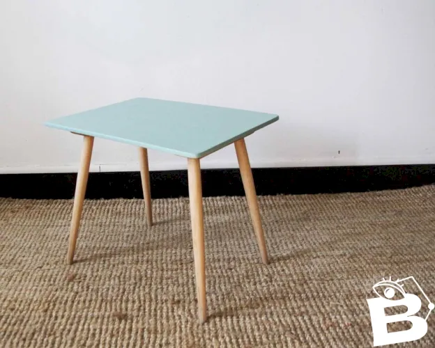Table dappoint, bureau pour enfant, 1960