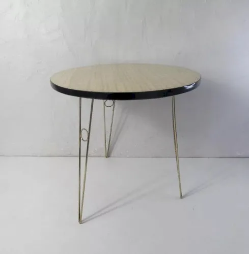 table dappoint en formica jaune tripode vintage