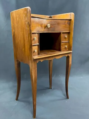 Table de chevet façade concave à 5 tiroirs bout de canapé console style Louis XV