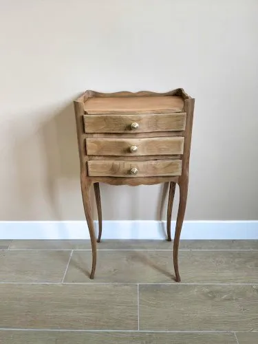 Table de chevet style Louis XV - Élégance vintage ⭐️