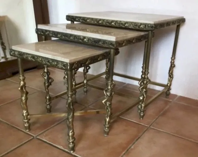 table gigogne / bout de canapé décor d anges ( signé USINOR )