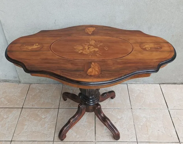 Table violon Napoléon III en ronce de noyer