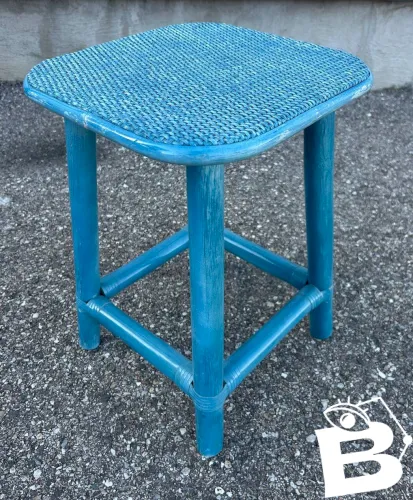 Tabouret en rotin et osier