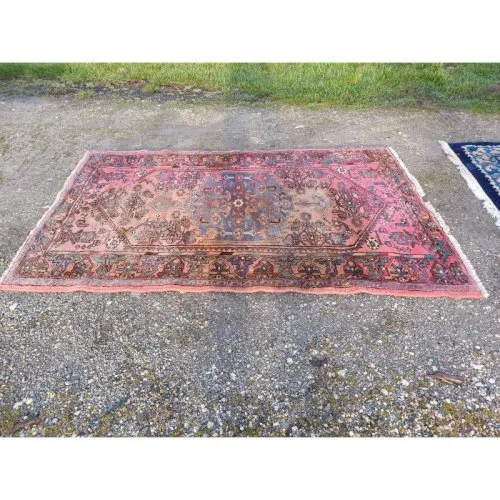 Tapis dOrient laine noué Main