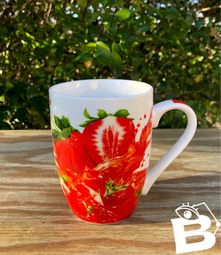 Tasse à café en porcelaine Barbier décor fraises