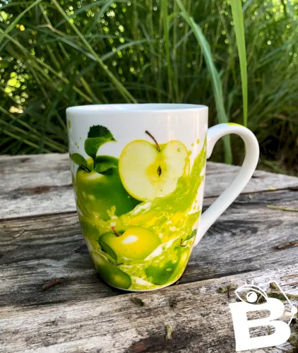 Tasse à café en porcelaine Barbier décor pommes