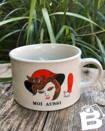 Tasse en grès vintage