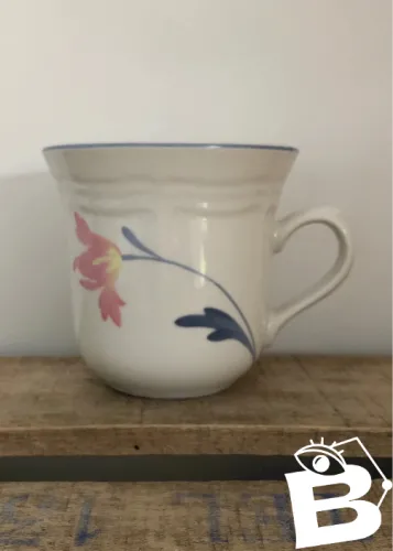 Tasse en porcelaine Avonlea