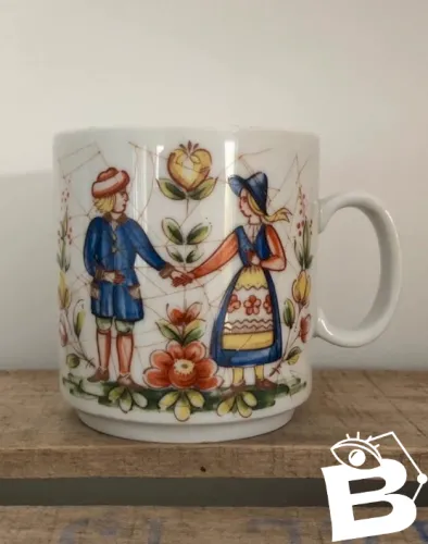 Tasse en porcelaine Bavaria