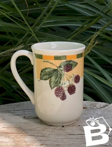 Tasse en porcelaine England