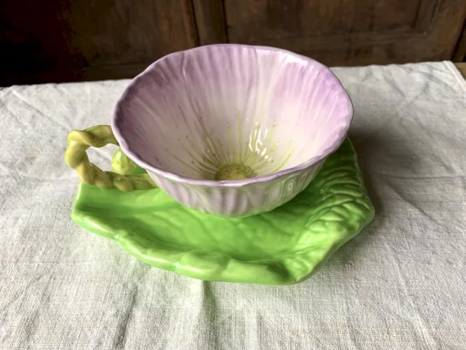 Tasse et soucoupe barbotine fleur anis et lilas