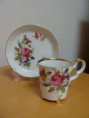 Tasse et soucoupe porcelaine allemande vintage