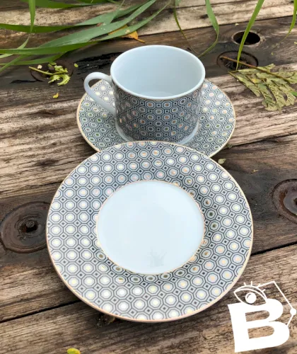 Tasse et soucoupes Maisons du Monde