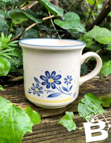 Tasse fleurs bleues Biltons England