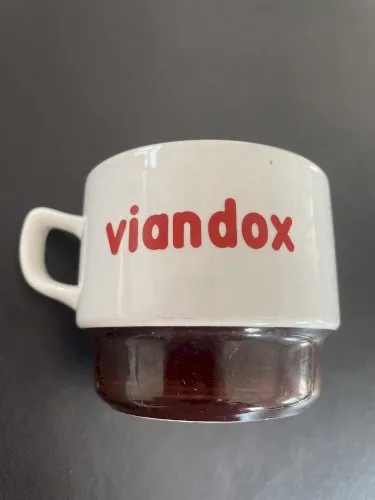 Tasse publicitaire VIANDOX années 70