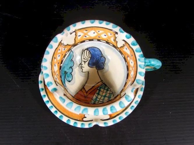 Tasse sous-tasse faïence LARCE ORVIETO 2 Majolique Italie profile femme signées