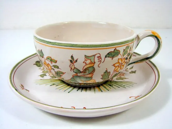 Tasse Sous-tasse Faïence Malicorne Décor Moustiers au Chinois par Emile Tessier1