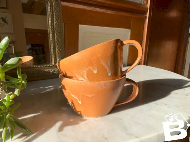 Tasses à thé en grès vintage