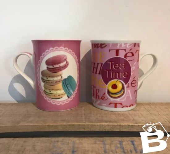 Tasses roses motifs gourmandes