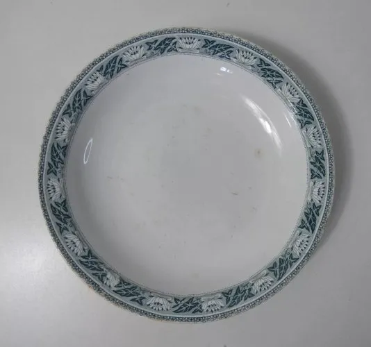 terre de fer grand plat modèle LOTUS