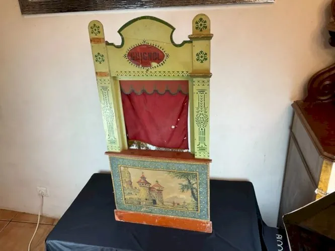 Théâtre de marionnettes GUIGNOL XIXEME
