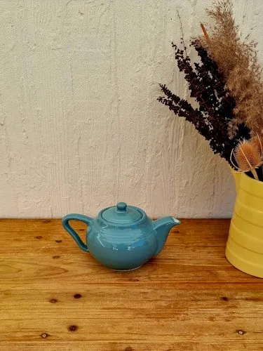 Théière en céramique bleue 60's