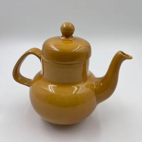 Théière en céramique jaune
