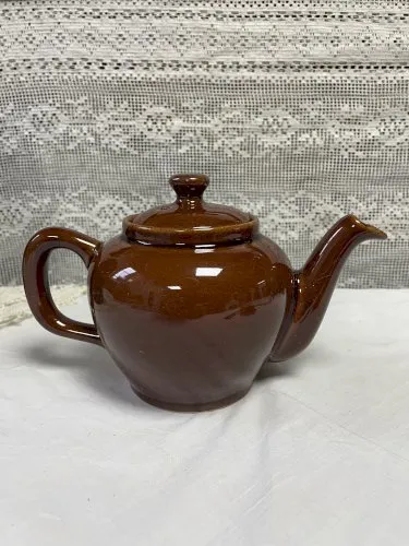 Théière en céramique vernissée