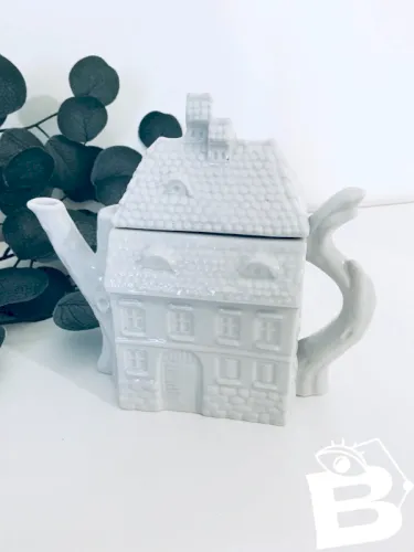 Théière porcelaine vintage