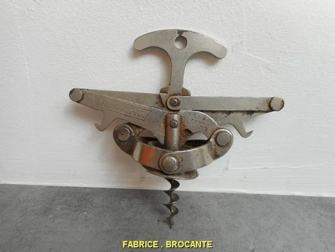 TIRE BOUCHON DEBOUCHTOUT N° 1